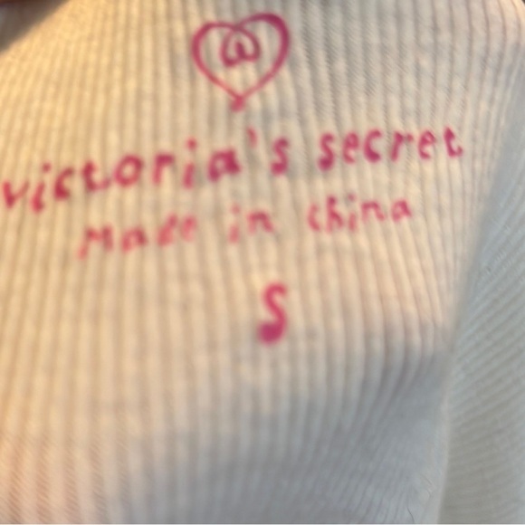 Victoria’s Secret Santa Baby Costume Set - Picture 4 of 7